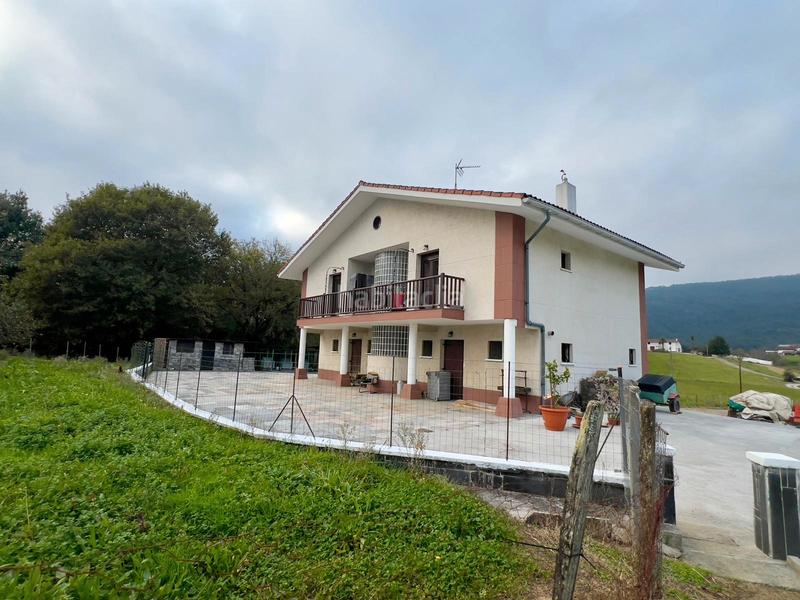 Foto 76c3fa0a-605b-4fad-b832-4eafadd6b309. Maison avec chauffage parking dans Lezo