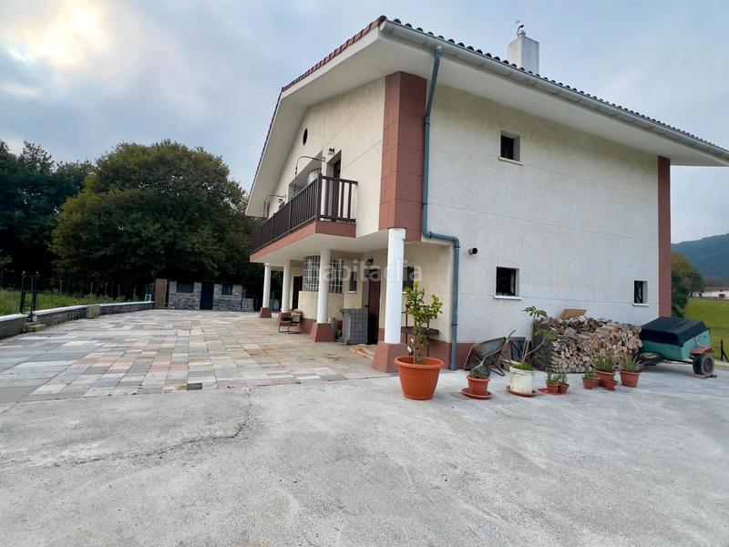 Foto e6368e0b-ee62-4f7e-8b89-73f69d64febe. Maison avec chauffage parking dans Lezo