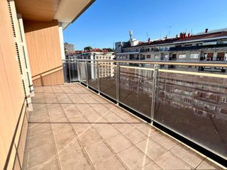 Piso  Madrid etorbidea. Piso en planta alta con terraza espectacular cerca del estadio d