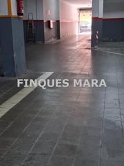 Car parking in Vinyets-Molí Vell. Plaza de parking en vinyets!!!...gran tamaño!