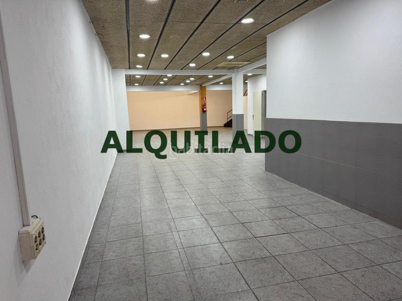 Foto 373d50bb-1401-4770-9e98-52ab0f73174f. Lloguer local comercial a Vinyets-Molí Vell Sant Boi de Llobregat