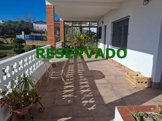 Chalet en Font-rub. Fantstica casa unifamiliar en fontrub con gran aparcamiento!!