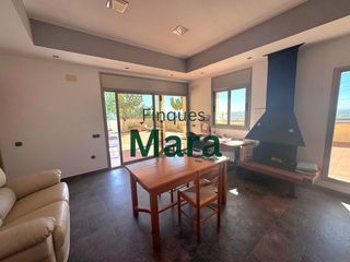 Casa  Calle de les medes. Exclusiva casa a cuatro vientos de obra seminueva!!!
