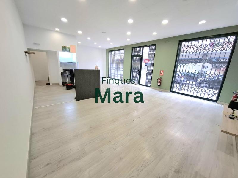 Foto f02879b3-8a89-47fd-b59c-f9a590e533cd. Local comercial  cerca mercado muntanyeta en Sant Boi de Llobregat