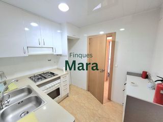 Pis a Vinyets-Molí Vell. Esquinero en plaza catalunya!!