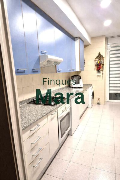 Foto 216a480c-ffe1-40b4-bd50-5be839f5fbbd. Pis amb aparcament piscina a Torre-roja-Campreciós Viladecans