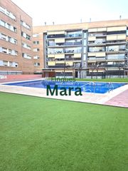 Pis  Avenida francesc maci�. Impresionante planta baja exterior con terraza y parking incluid