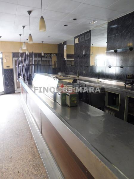 Foto 2f77affa-5308-4eaf-bbb7-e5743da38e91. Local comercial local con muchas posibilidades! en Sant Boi de Llobregat