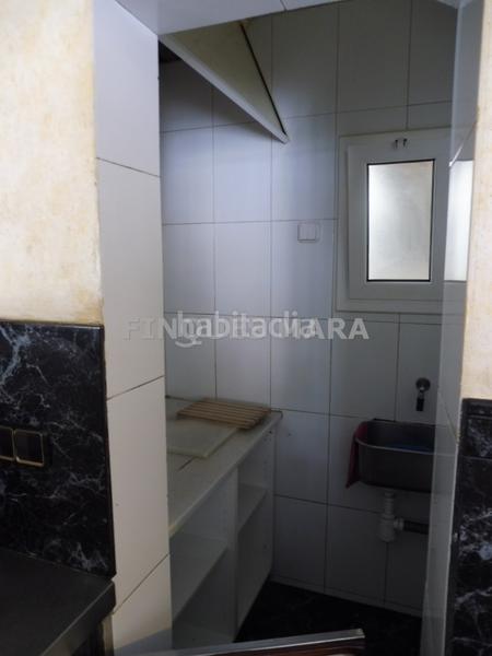 Foto 7ace6135-dbcf-4a4e-a4e2-7b55cd159adb. Local comercial local con muchas posibilidades! en Sant Boi de Llobregat