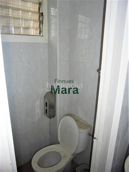 Foto 6fa90652-325d-4fc2-927a-a520d5e39c60. Alquiler local comercial  en buena zona!!! en Sant Boi de Llobregat