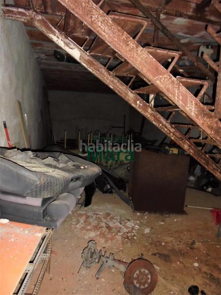 Foto b716b7ca-2ba7-4bed-93ea-befa49d6a8f6. Location local commercial dans Vinyets-Molí Vell Sant Boi de Llobregat