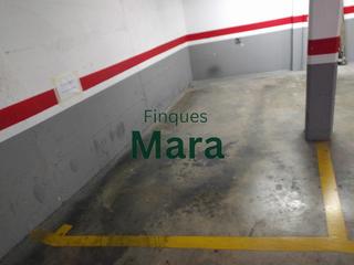Aparcament cotxe a Vinyets-Molí Vell. Plaza de parking al lado de plaza catalunya!!!!!!