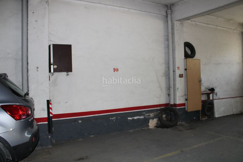 Foto 403fc4ab-5abe-492f-bc5b-a40a93af9c3c. Parking voiture dans Santutxu-Basarrate Bilbao