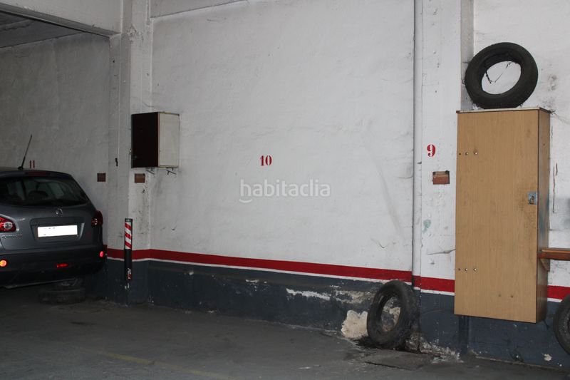 Foto 5b3d1139-6ef6-43d7-8b03-dc48802be6ff. Parking voiture dans Santutxu-Basarrate Bilbao