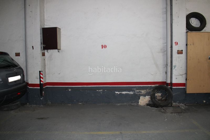 Foto 97c628f6-f1c3-4d42-9db3-bfeeca4a3e1a. Parking voiture dans Santutxu-Basarrate Bilbao