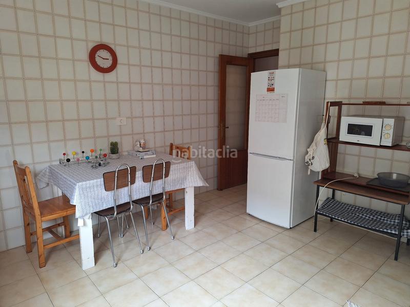 Foto 393a2364-579d-48b3-8a56-927aa936fe51. Alquiler piso vivienda en alquiler junto al puente de la merced en Bilbao