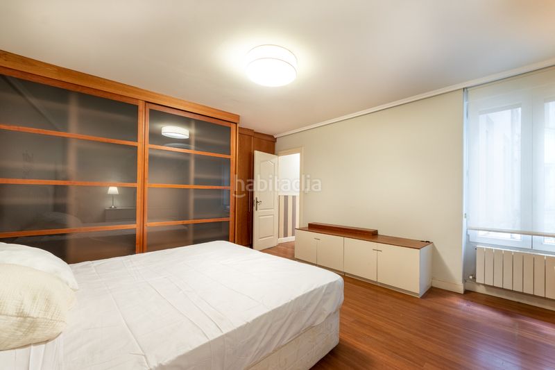 Foto 07b9d5fc-ee04-4a18-beb1-9e42fc926461. Pis amb calefacció aparcament a Albia Bilbao