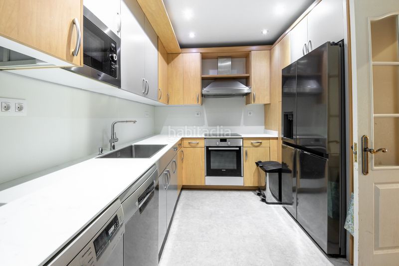 Foto 1a605c00-7597-4995-982d-9a8240bbd85b. Pis amb calefacció aparcament a Albia Bilbao