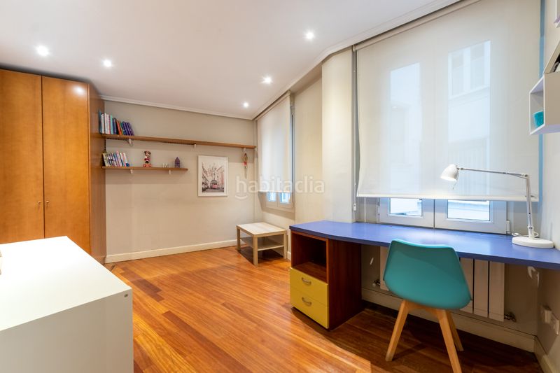 Foto 34403791-0838-4e6c-aca1-46251917d411. Pis amb calefacció aparcament a Albia Bilbao