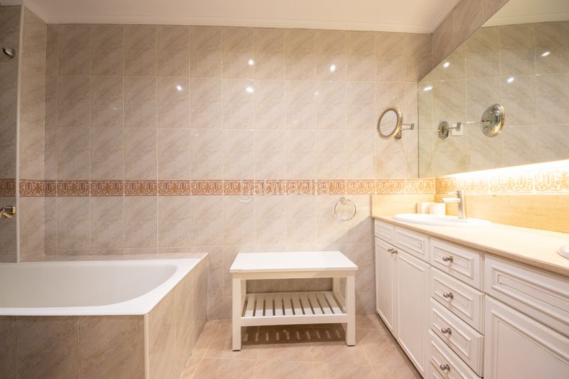 Foto a4400353-4338-4cae-b3e3-fe84dd64c291. Pis amb calefacció aparcament a Albia Bilbao