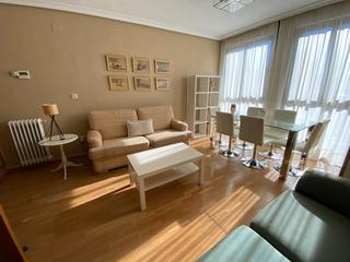 Miete Etagenwohnung  Calle pablo medina. Vivienda frente al ayuntamiento