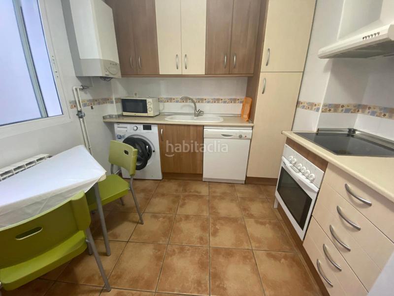 Foto 9a790910-fac8-42d5-a1b3-d10f1c526b3f. Alquiler apartamento  con garaje zona centro en Albacete