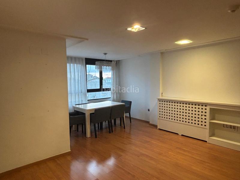 Foto d622655b-7ac6-42be-b31d-20c0a41bd255. Location appartement avec chauffage parking dans Centro Albacete