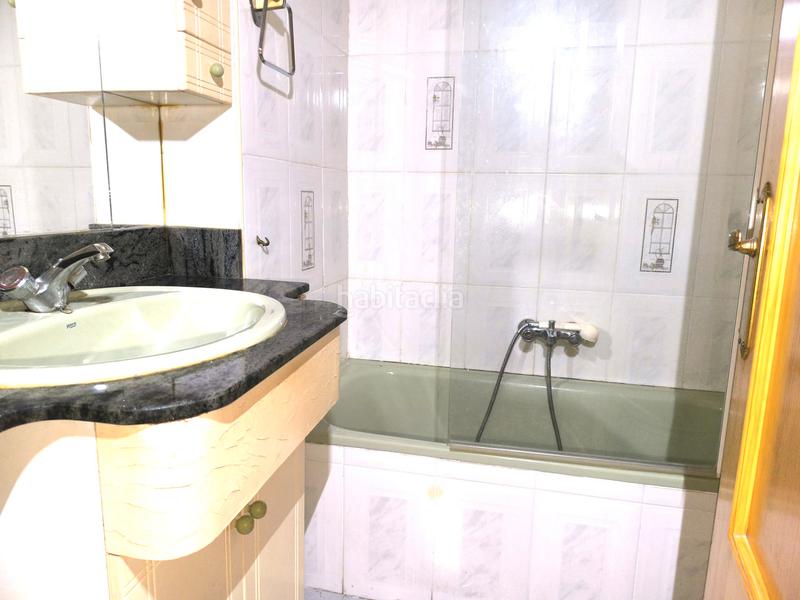 Foto 1de0c6c1-4b63-42a2-a5de-37d521ea13bb. Pis amb calefacció aparcament a Feria Albacete