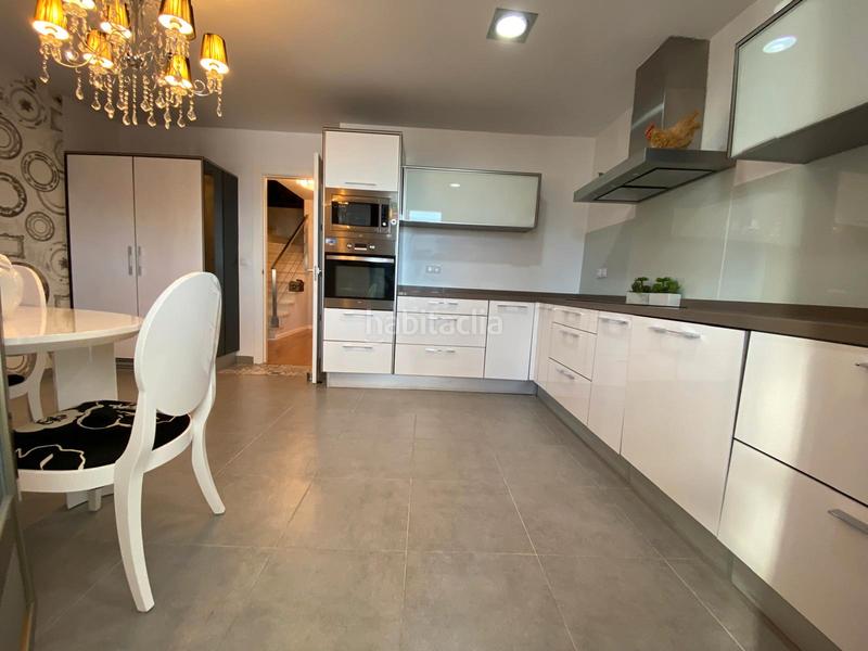 Foto 277e28a5-d95c-4d79-befc-48773b0e2bba. Lloguer àtic amb calefacció aparcament piscina a Albacete