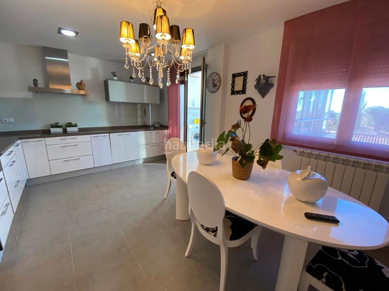 Foto 6d57186d-a9b3-47ce-9001-c11970ef2e54. Location attique avec chauffage parking piscine dans Albacete