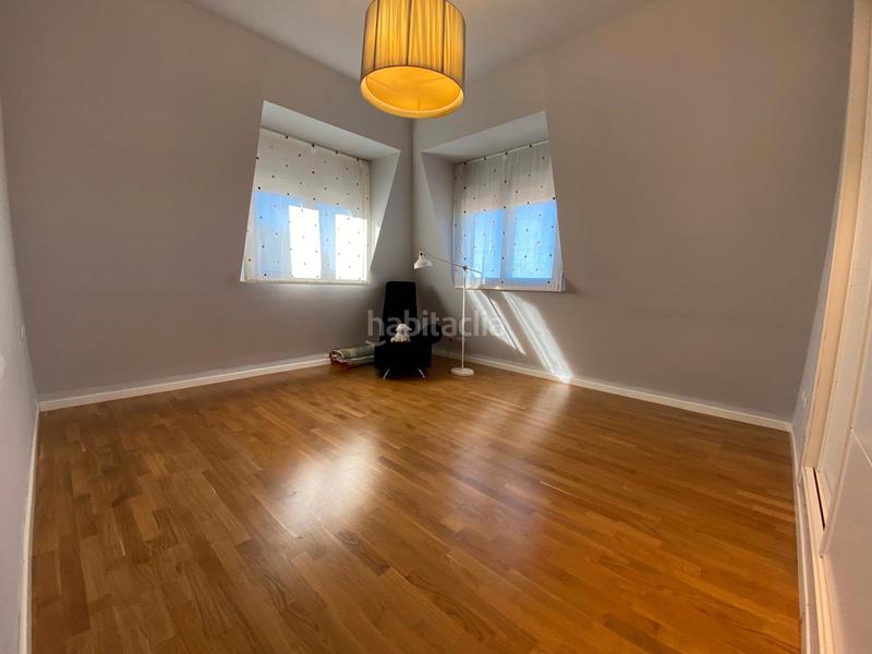 Foto 37ff2a08-7703-485a-8b23-d597e30cf67e. Rent penthouse with heating parking pool in Universidad Albacete