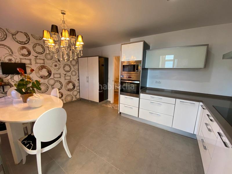 Foto 8e09151c-6890-41c2-8a9d-d5a94d9b75a0. Rent penthouse with heating parking pool in Universidad Albacete