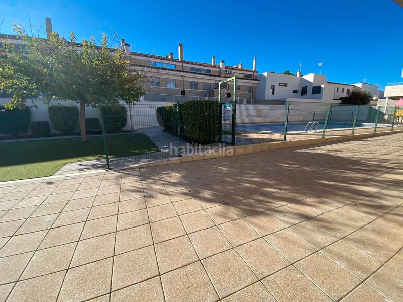 Foto ed5ddc73-867c-4d02-8784-c2a705a4cd56. Rent penthouse with heating parking pool in Universidad Albacete