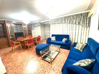 Pis  Calle octavio cuartero. Amplia vivienda zona centro - octavio cuartero