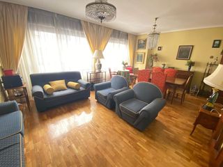 Piso  Callejón de san josé. Amplia vivienda zona centro