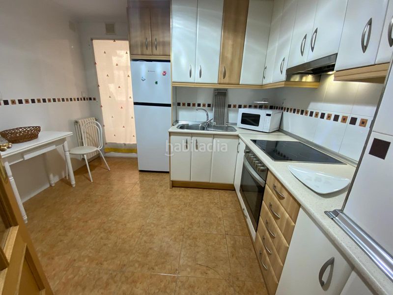 Foto bcfcbeb4-0d05-4dc6-9c95-e3d69355cb0b. Apartament amb calefacció aparcament a Centro Albacete