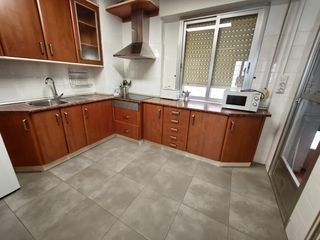 Rent Flat  Calle marqués de villores. Vivienda junto al parque abelardo sanchez. ideal estutudiantes