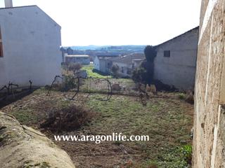Terreny residencial a Avenida de aragón 102. Solar bien situado y cerca del río matarraña