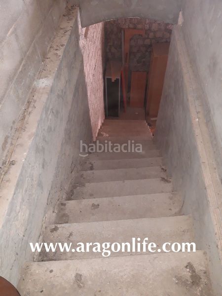 Foto de2754f1-ae8f-4280-bc55-c795da3399aa. Casa en calle nonaspe 5 casa para distribuir a tu gusto. 56.000€ en Fabara