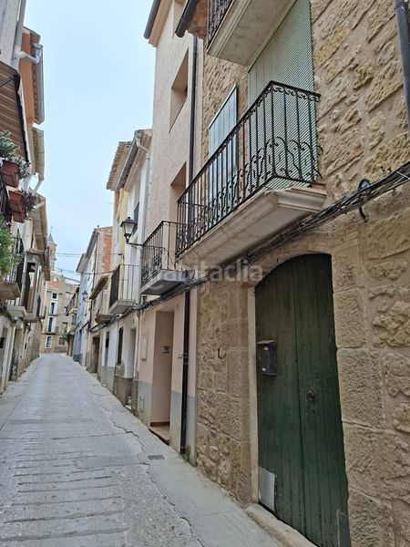 Foto 8336c0a5-ec8e-4767-b21b-053d8235d3e4. Casa a calle bermúdez de castro 28 a Maella