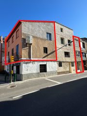 Casa en Avenida de arag�n 39. Casa de 307m2. maella. 85.000�