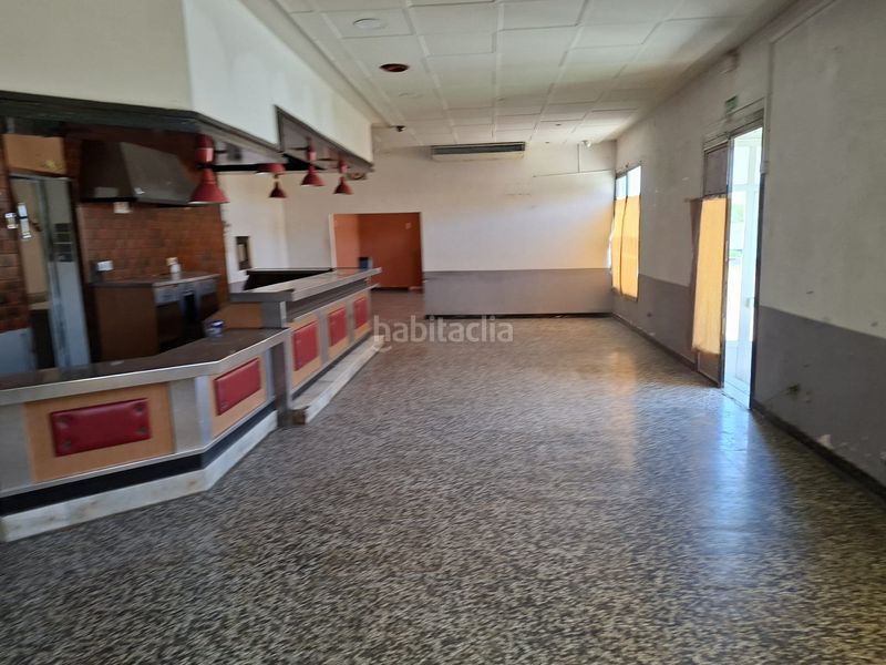 Foto a3fdbcc0-bdb0-4649-9169-d5d10ceaa863. Local comercial a avenida caspe 9 a Maella