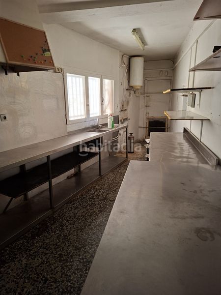 Foto bed34a4d-93cc-47d4-b1fa-28328012c561. Local comercial a avenida caspe 9 a Maella