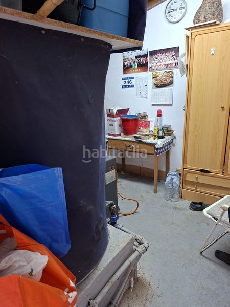 Foto b3d193ab-12d2-4934-a2fb-4460b967d06f. Masia amb piscina a Caspe