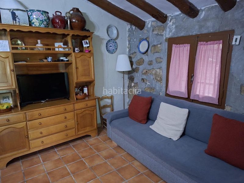 Foto f187c98f-1e18-4041-bb8e-56ba08a0ee86. Masia amb piscina a Caspe