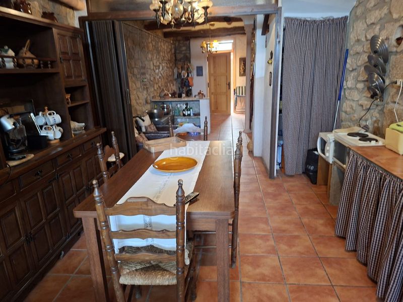 Foto fed95de8-dd64-445a-8811-1c0084e93ec6. Casa amb xemeneia a Maella
