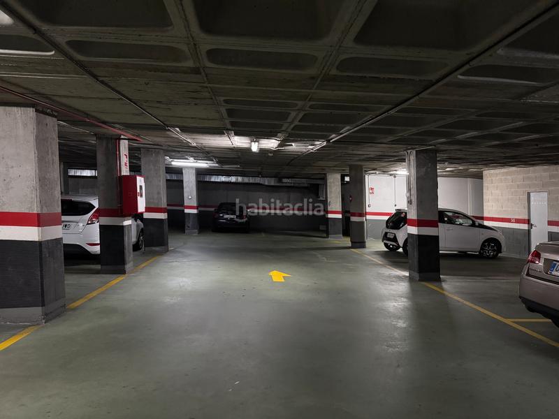 Foto 50d3fe93-2775-4e61-904c-47a4974e449f. Parking voiture dans Campus Sur - Santa Marta Santiago de Compostela