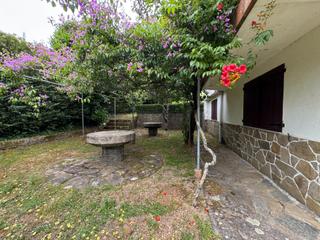 Location Chalet  Travesía de cacheiras. Excelente situación