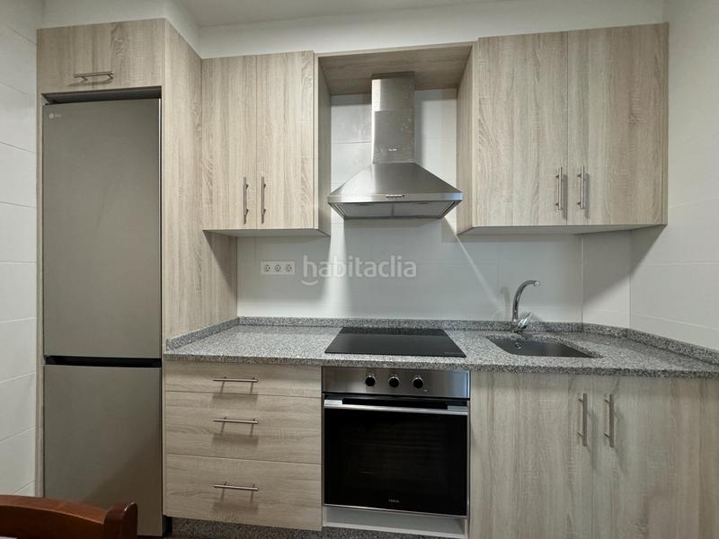 Foto d1d4f1d1-18b0-4504-8e9a-bb360ec3d2a7. Affitto appartamento con riscaldamento in Casco Histórico Santiago de Compostela