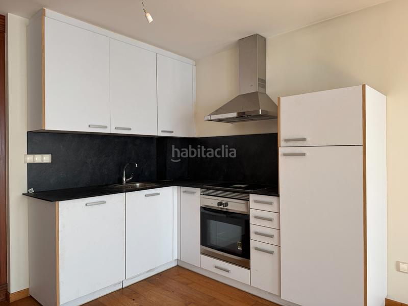 Foto 4d26e6ba-062d-488a-b500-9402eda10bcc. Semi detached house in Ciudad Vieja Coruña (A)